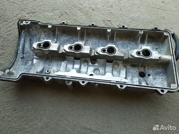 Клапанная крышка vito 639 2.2 A6460101830