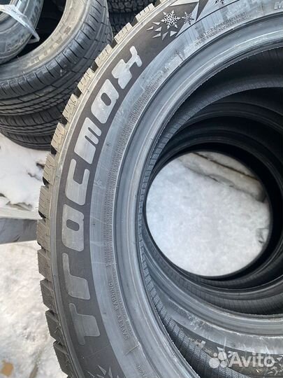 Tracmax X-Privilo S500 275/45 R20 110T