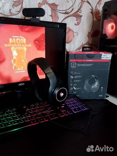 Наушники с микрофоном