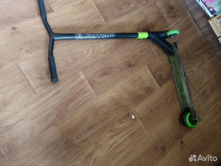Самокат трюковой