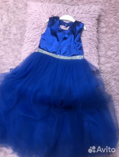 Нарядное платье