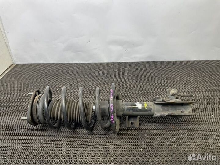 Передни правый амортизатор Mazda 6 Gj Мазда 6 Гж