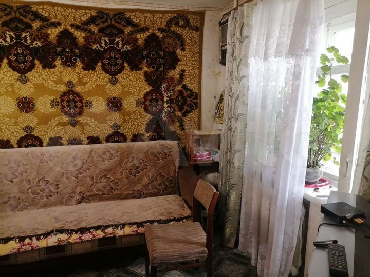 3-к. квартира, 42 м², 3/5 эт.