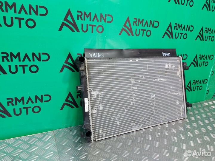 Радиатор двигателя (двс) Volkswagen Tiguan 2