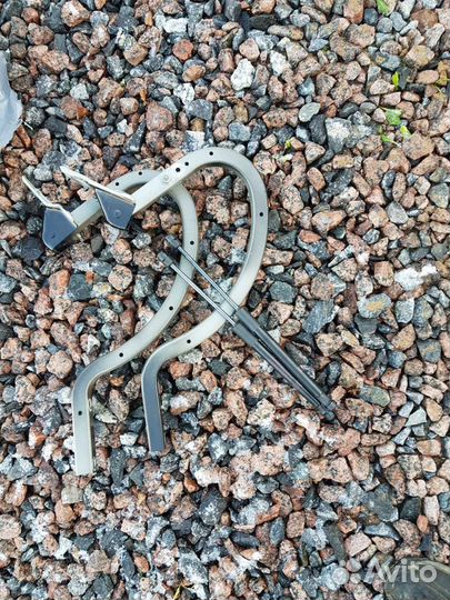 Комплект петли багажника 2 шт. Genesis G80 Hyundai