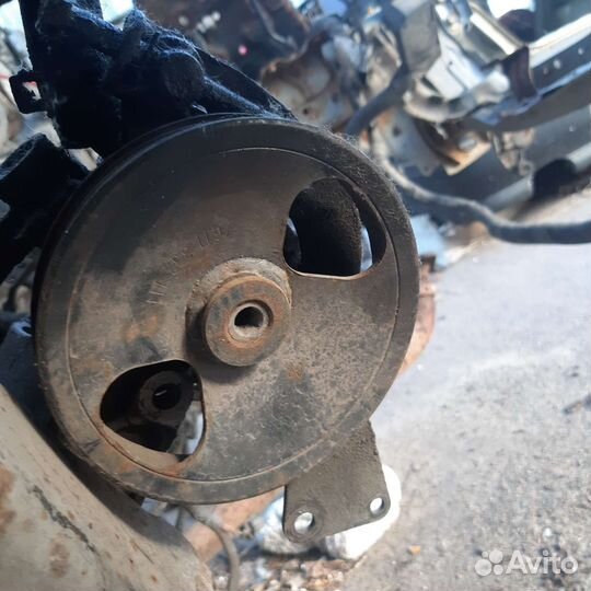 Насос гура nissan almera n16