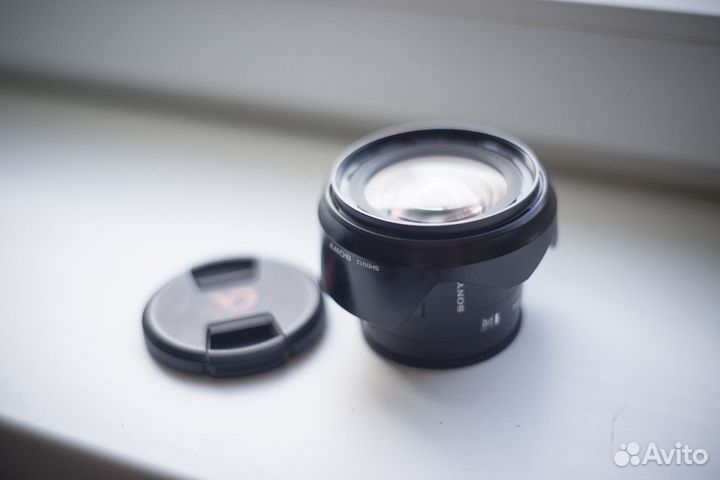 Объектив Sony 20mm f/2.8 (SAL)