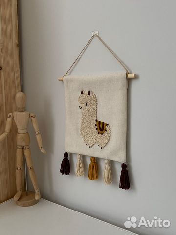 Панно ковровая вышивка