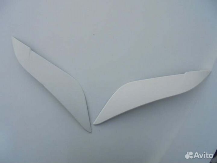 Ресничка Toyota Corolla Fielder ZZE123 2ZZ-GE