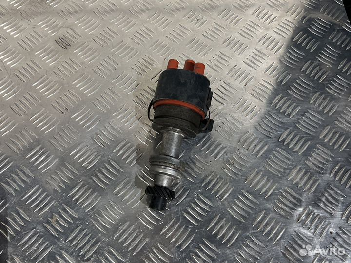 Трамблер audi 80 b4