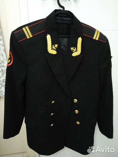 Офицерский парадный китель