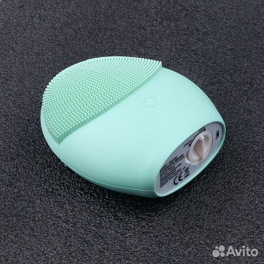 Силиконовая электрическая щетка для лица