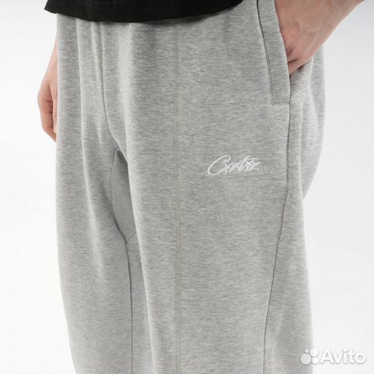 Спортивные штаны Corteiz