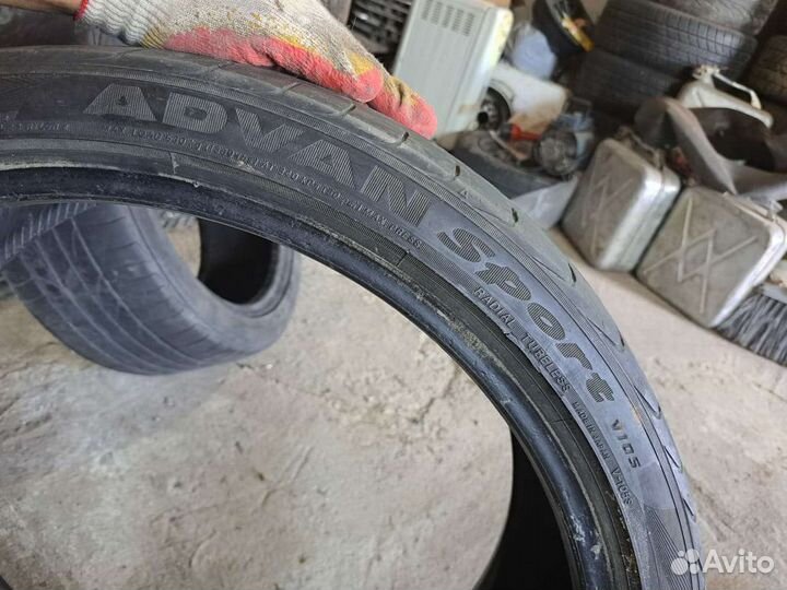 Yokohama Advan Sport V105 235/35 R20 92Y