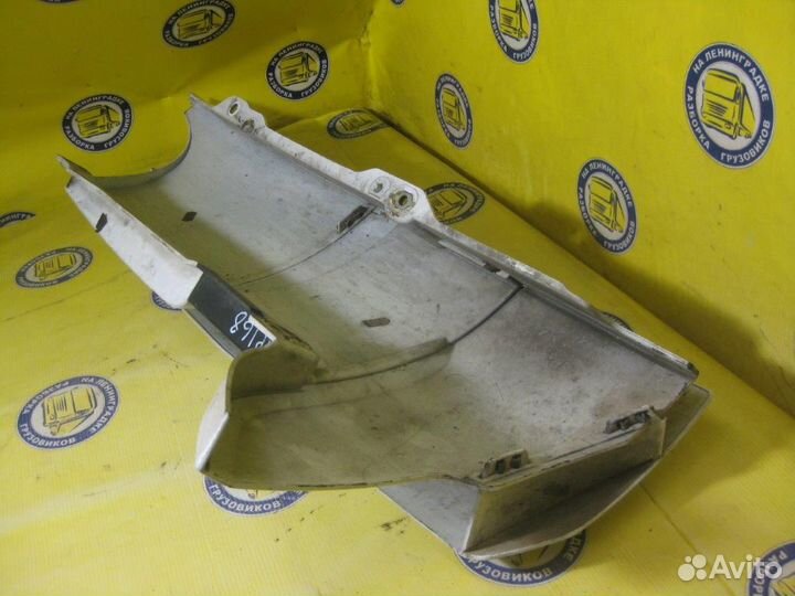 Угол кабины правый 9438840923 mercedes-benz, actro