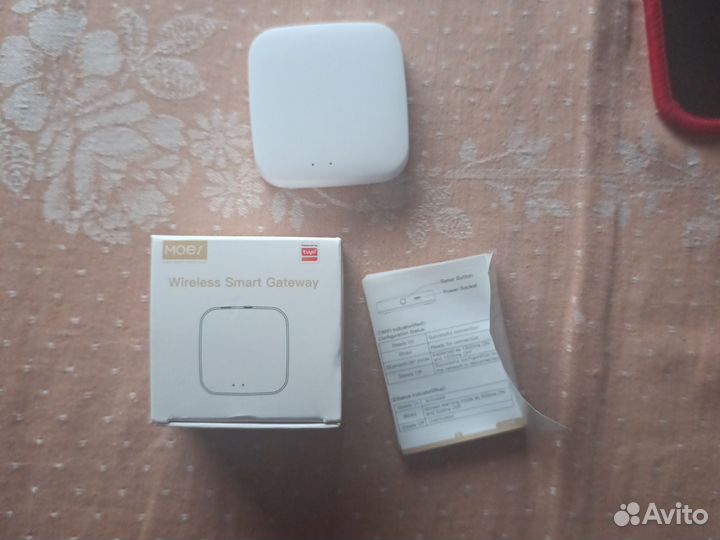 Умный шлюз moes Tuya Zigbee/BLE