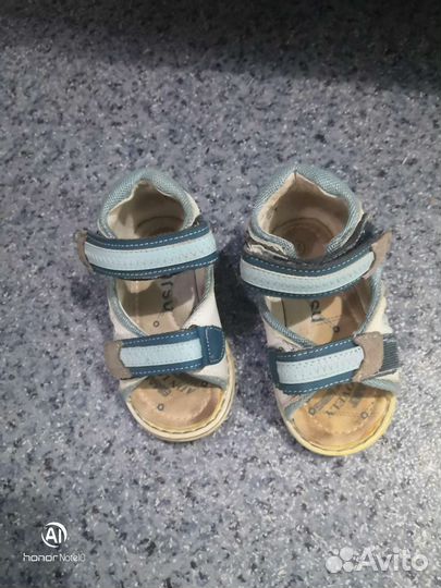 Сандали детские на высокий подъём