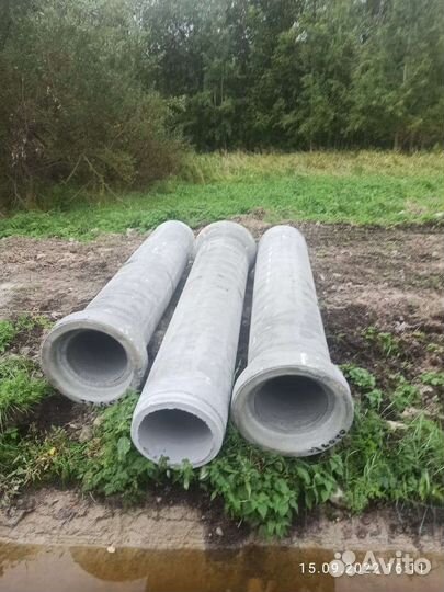 Труба бетонная в канаву