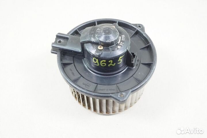 Мотор печки Toyota Runx NZE124