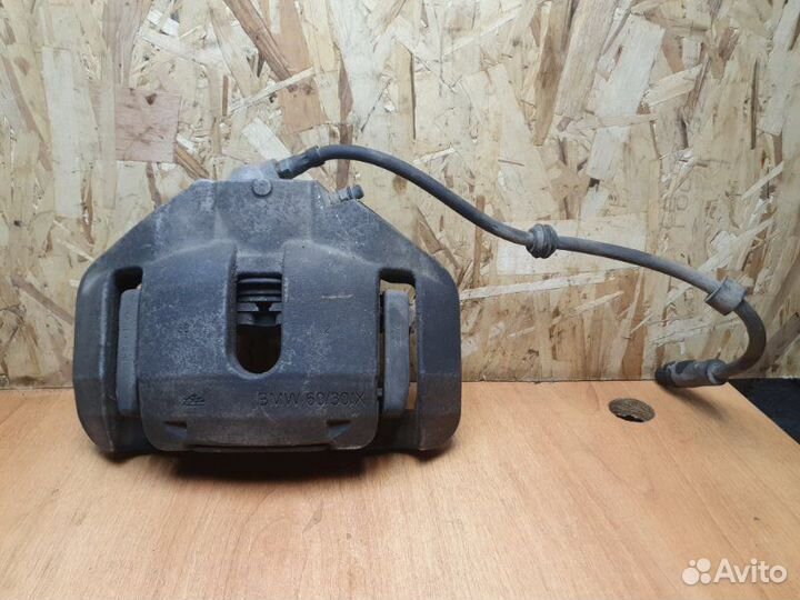 Суппорт передний правый Bmw 5-Series E60 N52B30A