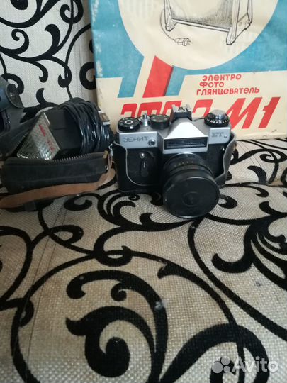 Пленочный фотоаппарат зенит