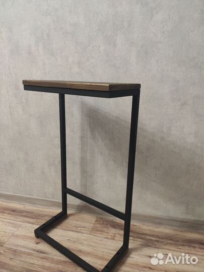 Стол в стиле loft