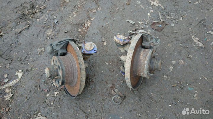 Поворотный кулак ваз 2107