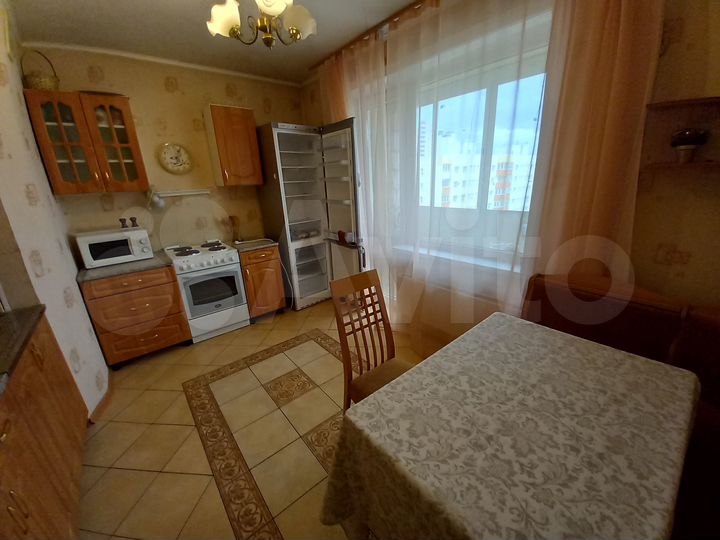 2-к. квартира, 65 м², 8/16 эт.