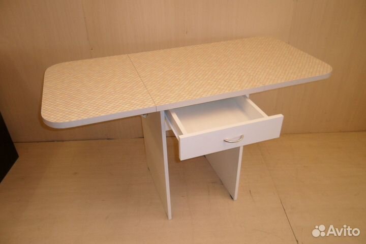 Кухонный стол раскладной