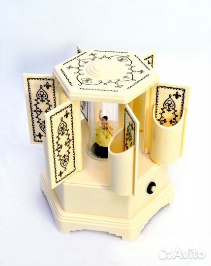 Музыкальная Карусель Шкатулка с Балериной Англия