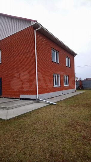 Дом 250 м² на участке 20 сот.