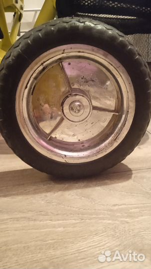 Детский трехколесный велосипед