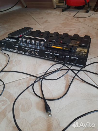 Гитарный процессор line 6 POD xt live