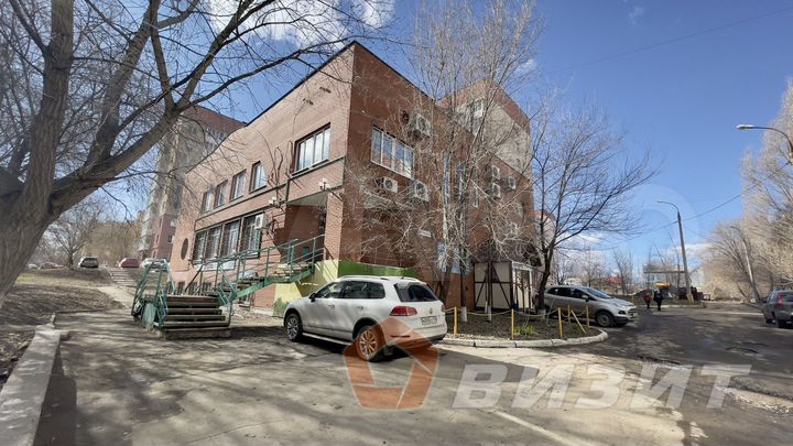 Помещение с вытяжкой и парковкой