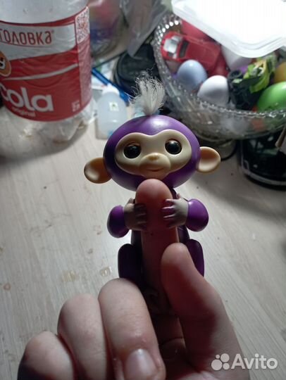 Игрушка обезьяна на палец