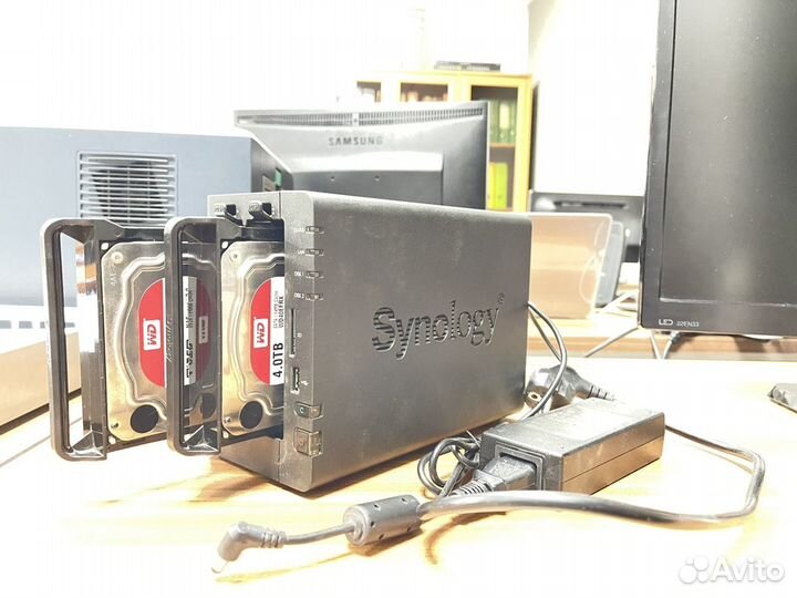 Дисковое хранилище - Synology DS214Play - 4Tb