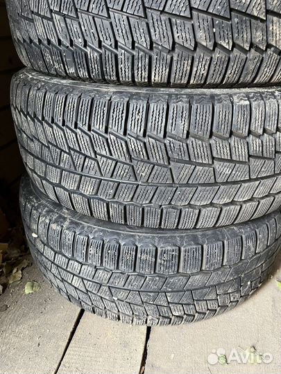 Accelera 651 20.5/55 R16