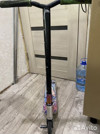 Трюковой самокат