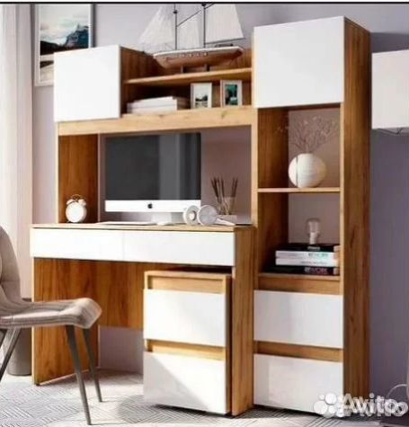 Сэлфи компьютерный стол