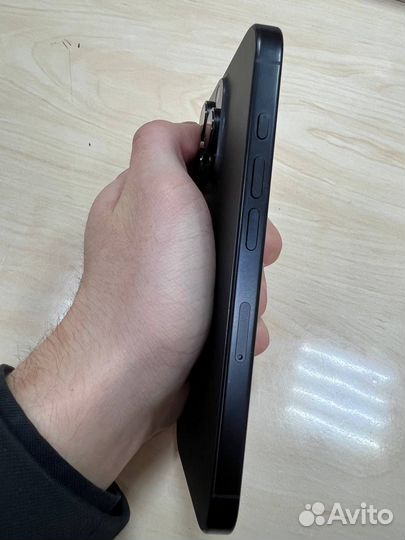 iPhone 16 Pro, 256 ГБ