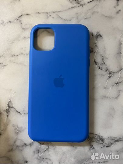 Чехол на iPhone 11