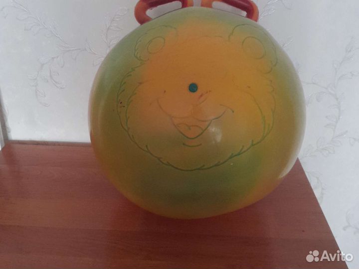 Мячик для фитнеса