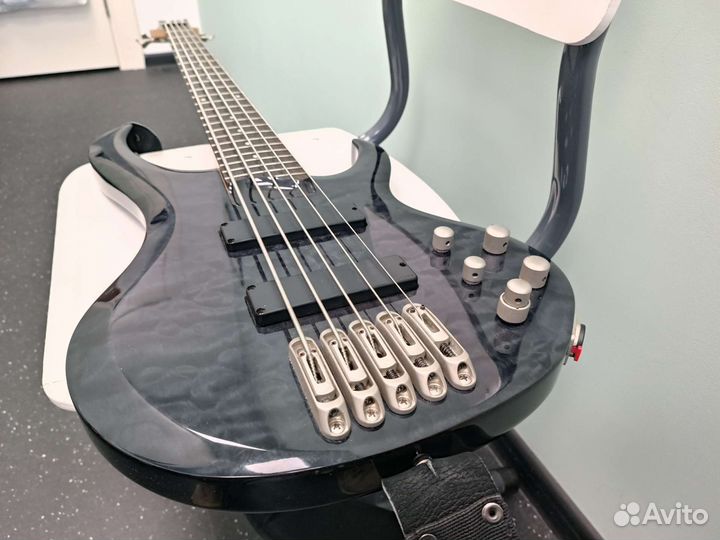 Бас гитара Ibanez BTB 405QM