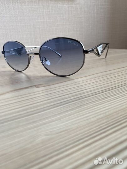 Солнцезащитные очки женские