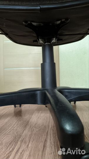 Компьютерное кресло бу