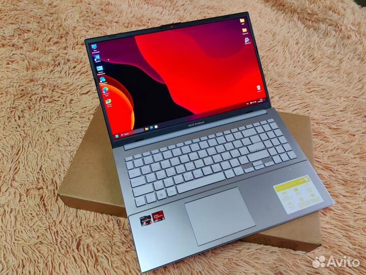 Asus VivoBook 15 Oled