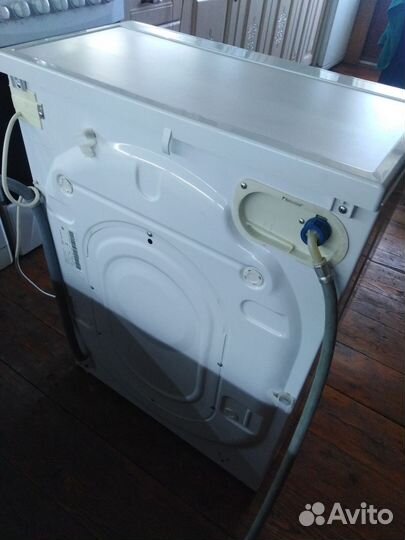 Стиральная машина Hotpoint Ariston на 5 кг