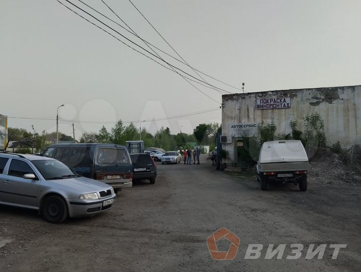 Большая производственная территория в городе