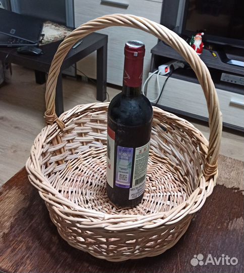 Корзина плетеная с ручкой