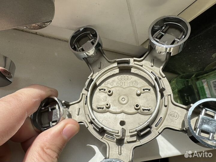 Колпачки на литые диски audi 4F0 601 165 N